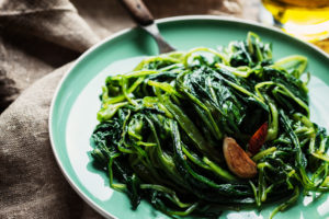 immagine di copertina per: 'Cicoria: proprietà e benefici'